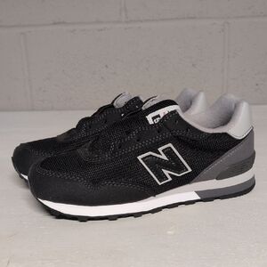 Kids New Balance Black and White 515v1 Suede Sneaker Size 1, NWOT, needs laces